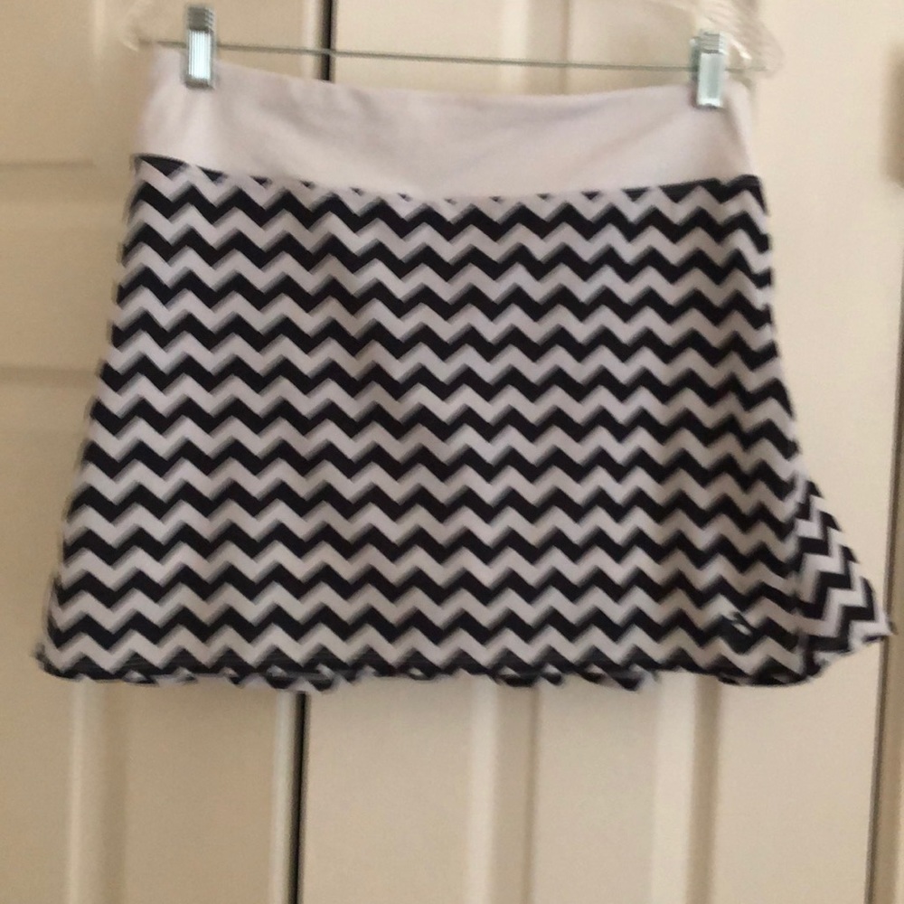 Tennis skirt brand Adedge